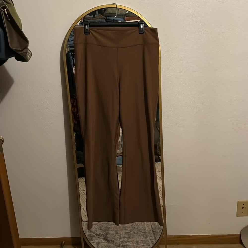 Old navy flare leggings size XL, Brown